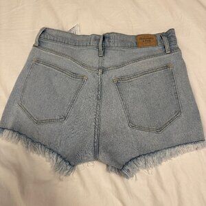 Abercrombie High Rise Short